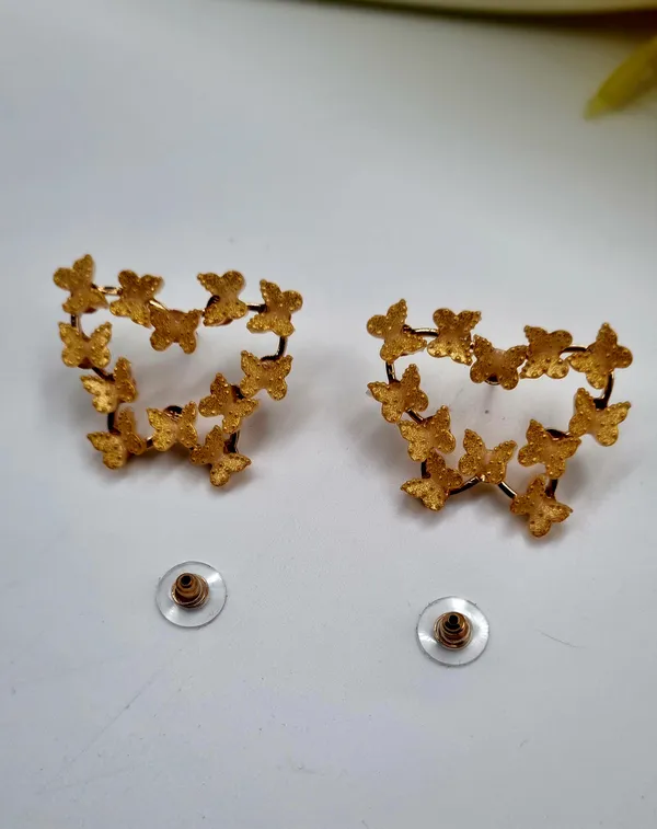 Delicate_Gold_Butterfly_Earrings_Crystal_Alloy,_Brass_Stud_Earring,_Drops_&_Danglers,_Hoop_Earring