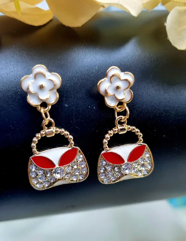 Gold-Tone_Bag_and_White_Flower_Drop_Earrings_Cubic_Zirconia_Alloy_Hoop_Earring