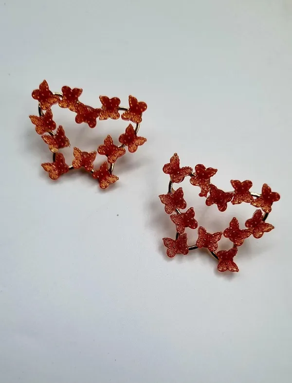 Delicate_Gold_Butterfly_Earrings_Crystal_Alloy,_Brass_Stud_Earring,_Drops_&_Danglers,_Hoop_Earring