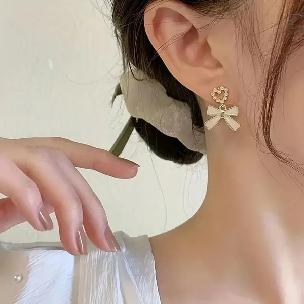 Trendy_Korean_Gold_Plated_Heart_And_Bow_Earrings_Alloy_Stud_Earring