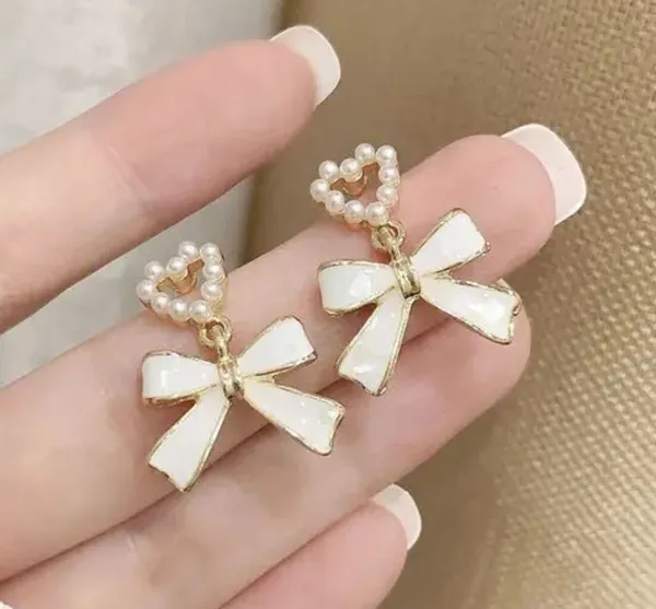 Trendy_Korean_Gold_Plated_Heart_And_Bow_Earrings_Alloy_Stud_Earring