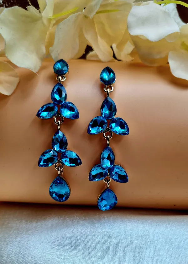 Elegant_Teardrop_Crystal_Dangle_Earrings_Fashion_Statement_Jewelry_Crystal_Brass,_Crystal_Drops_&_Danglers