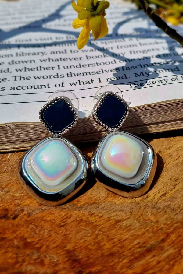 Latest_design_glass_Earring_Pearl_Brass_Mother_of_Pearl_Drops_&_Danglers_Hoop_Earring_Stud_Earring_Stud_Earring_Earring_Set