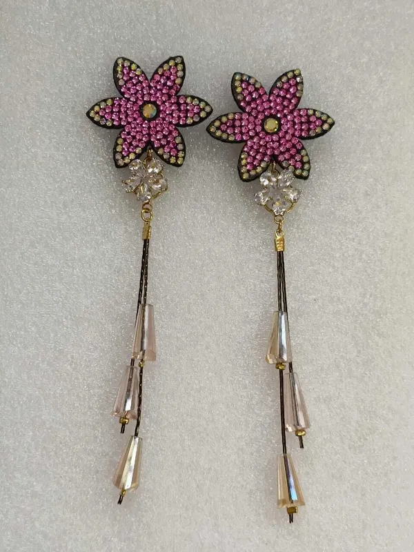 ATRACTIVE_SISTER_our_radiant_star_earrings_Crystal_Crystal,_Alloy_Tassel_Earring,_Earring_Set,_Drops_&_Danglers
