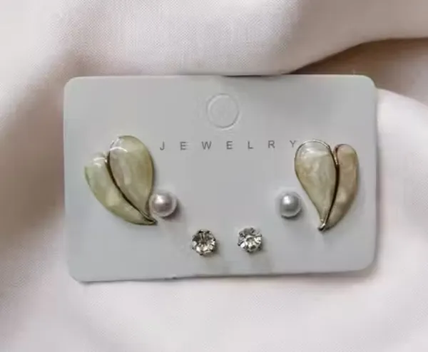 Buy_Trendy_Heart_Pearl_Stud_Earrings_Combo_for_Girls_|_Daily_&_Party_Wear_Cubic_Zirconia_Brass_Stud_Earring