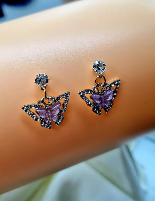 Sparkling_rhinestones_Butterfly_Earrings_in_various_color_Cubic_Zirconia,_Crystal_Brass,_Copper_Drops_&_Danglers