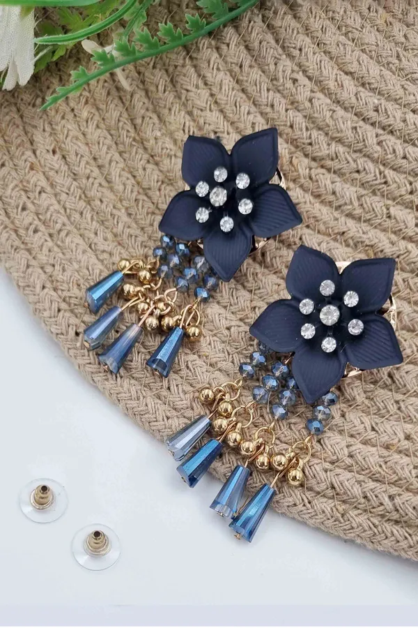 Elegant_Flower_Earrings_with_Gold_Accents_Cubic_Zirconia_Brass_Drops_&_Danglers