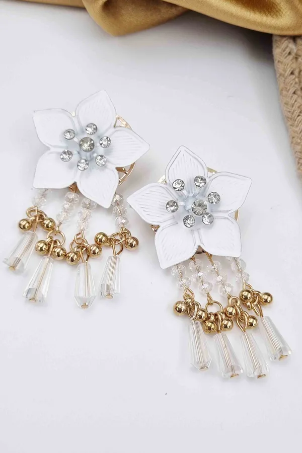 Elegant_Flower_Earrings_with_Gold_Accents_Cubic_Zirconia_Brass_Drops_&_Danglers
