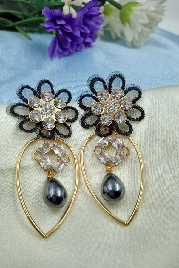 Antique_Flower_Earrings_with_Delicate_Pearls_Cubic_Zirconia_Alloy,_Copper_Drops_&_Danglers,_Hoop_Earring,_Earring_Set