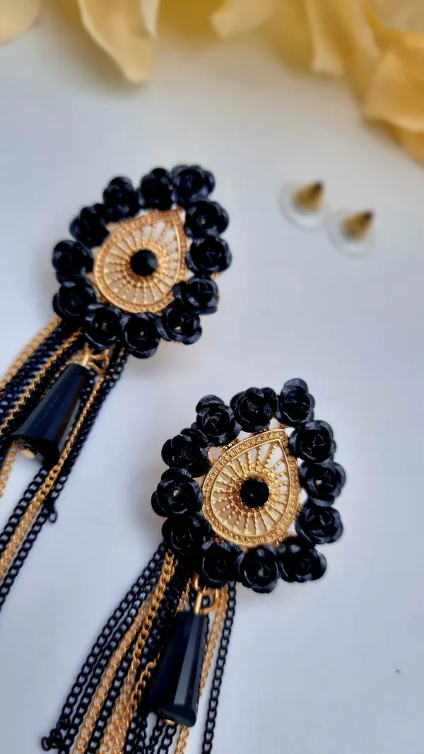 Alluring_Drop_Earrings_with_Delicate_Gold_Chains_and_Tassels_Crystal_Alloy_Drops_&_Danglers