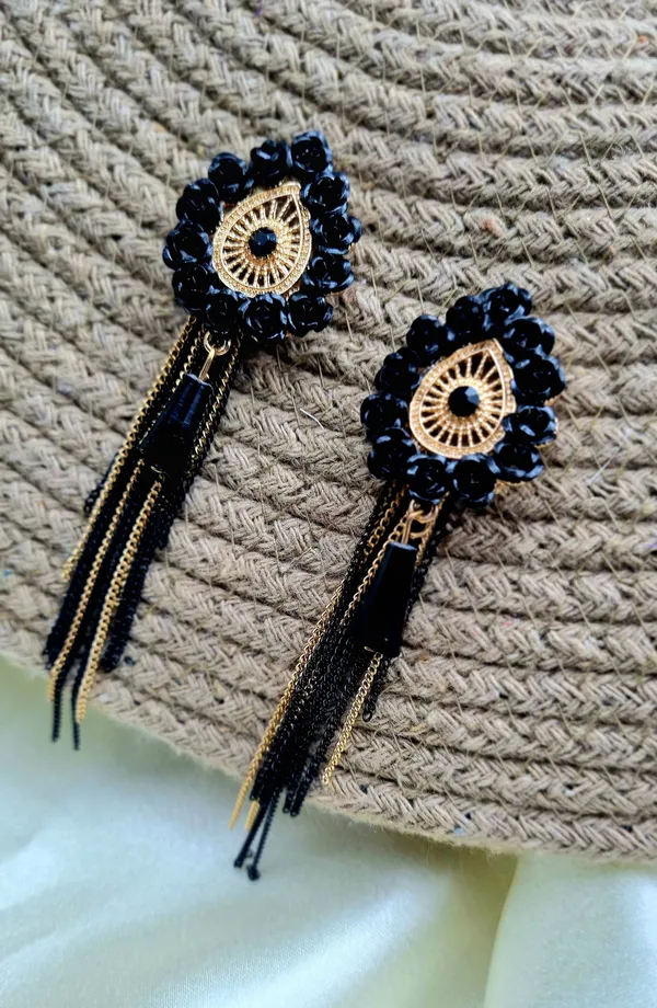 Alluring_Drop_Earrings_with_Delicate_Gold_Chains_and_Tassels_Crystal_Alloy_Drops_&_Danglers