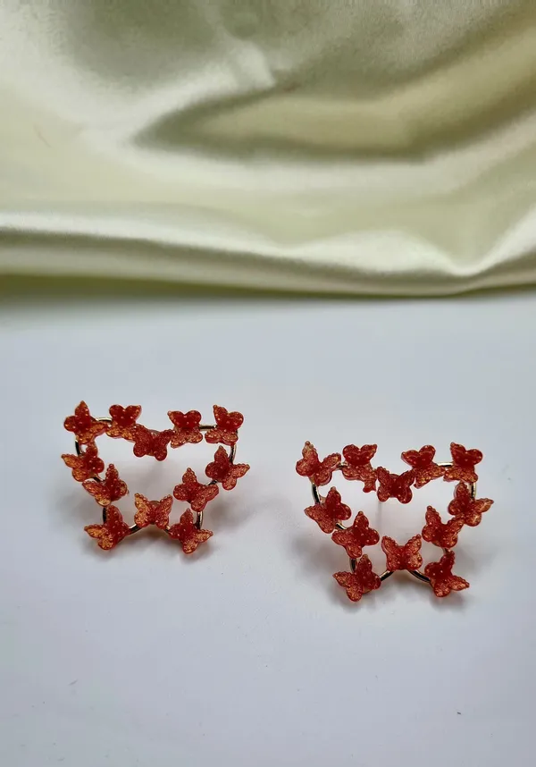 Delicate_Gold_Butterfly_Earrings_Brass__Alloy_Stud_Earring