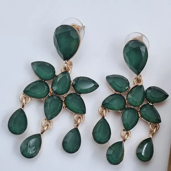 Dazzling_Green_Crystal_Drop_Earrings_Crystal_Brass_Drops_&_Danglers,_Jhumki_Earring