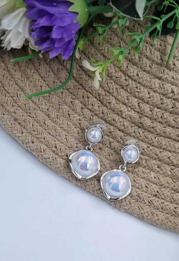 Elegant_Double_Pearl_Drop_Earrings_for_Women_|_Minimalist_Designer_Pearl_Dangle_Earrings_|_Daily_Wear_Jewelry