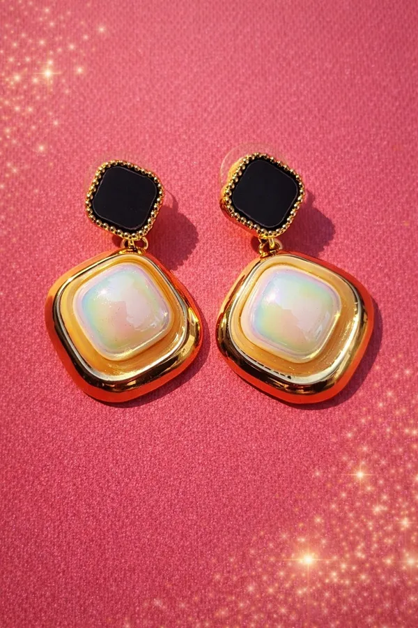 Latest_design_glass_Earring_Pearl_Brass_Mother_of_Pearl_Drops_&_Danglers_Hoop_Earring_Stud_Earring_Stud_Earring_Earring_Set