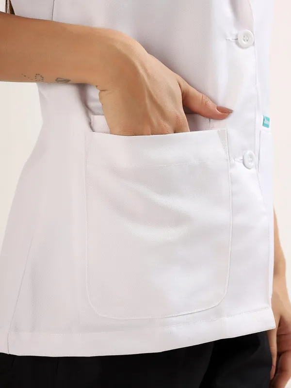 Balomel_Go_|_Hidden_Pockets_|_Ultra_Soft_|_Short_Lab_Coat_For_Women