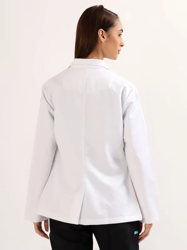 Balomel_CORE_|_Hidden_Pockets_|_Ultra_Soft_|_Short_Lab_Coat_For_Women
