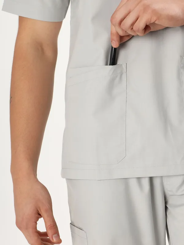 Customized_Cloud_Grey_V-Neck_Scrub_Suit_Set_Ultra_Soft_With_10_Pockets_For_Men
