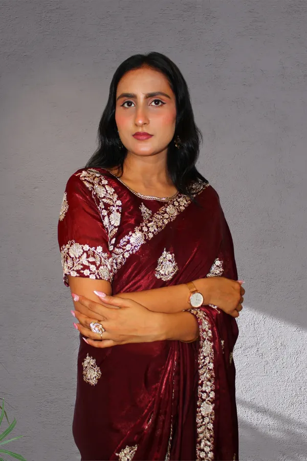 Maroon_Saree_With_Stitched_Blouse_For_Women