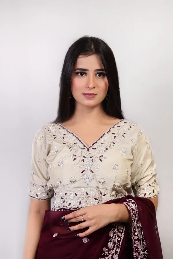 Maroon_Embroidered_Saree_With_Beige_Blouse
