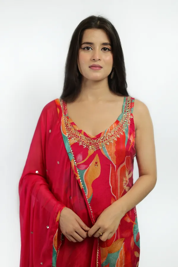 Pink_Premium_Quality_Sharara_Set_with_Duppata