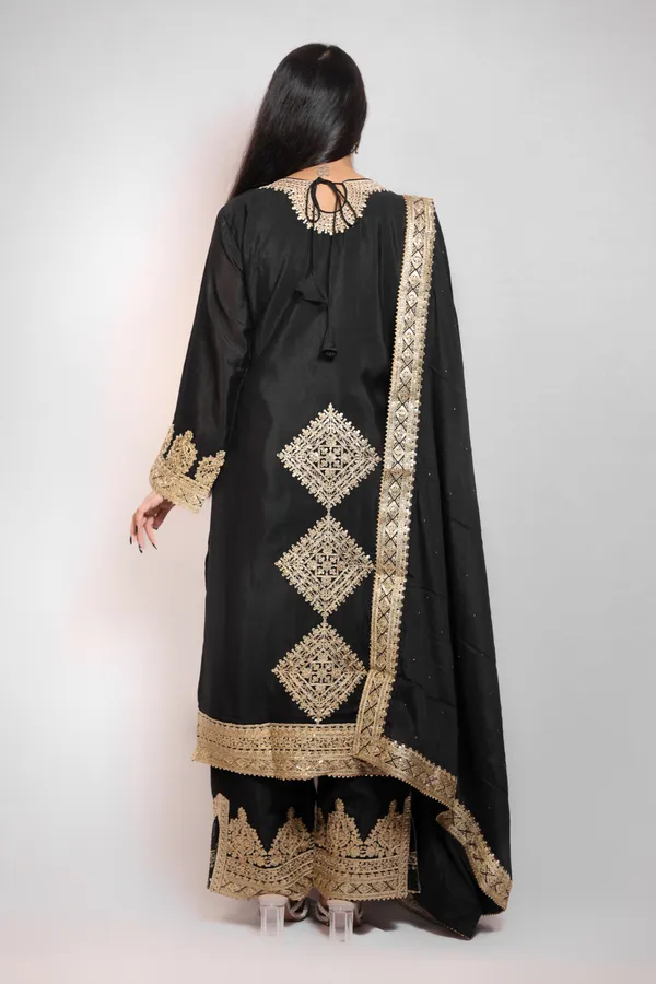 Black_Embroidered_Pakistani_Suit_With_Gold_Zari_Work