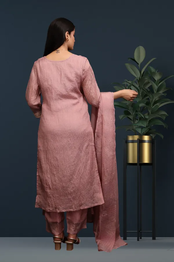 Dusty_Pink_Embroidered_Crepe_Suit_Set_With_Dupatta