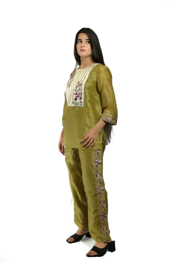 Olive_Premium_Quality_Co-Ord_Set_For_Women