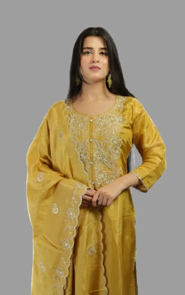 Yellow_Premium_Quality_Kurta_Set_For_Women