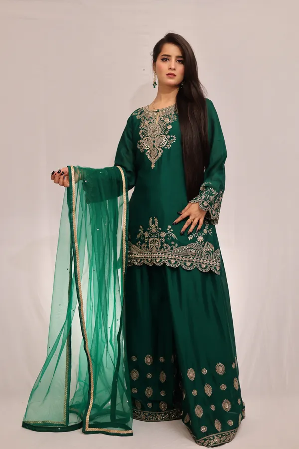 Green_Elegant_Embroidered_Palazzo_Suit_With_Dupatta