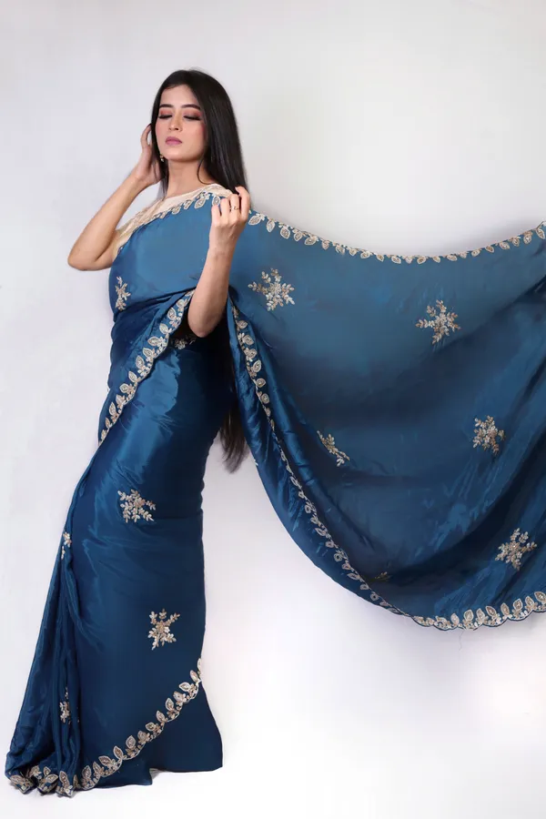Navy_Blue_Elegant_Embroidered_Saree_With_Contrast_Blouse