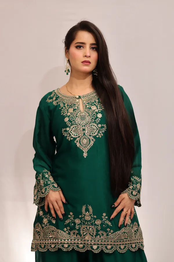 Green_Elegant_Embroidered_Palazzo_Suit_With_Dupatta