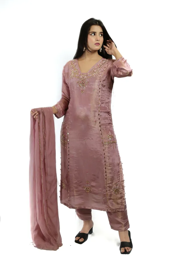 Pink_Premium_Silk_Kurta_Set_For_Women