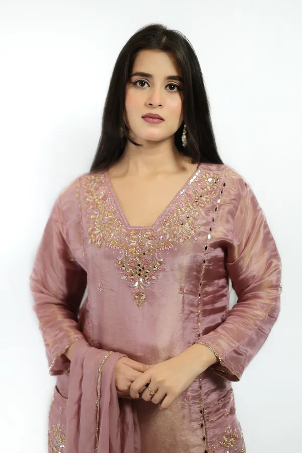 Pink_Premium_Silk_Kurta_Set_For_Women