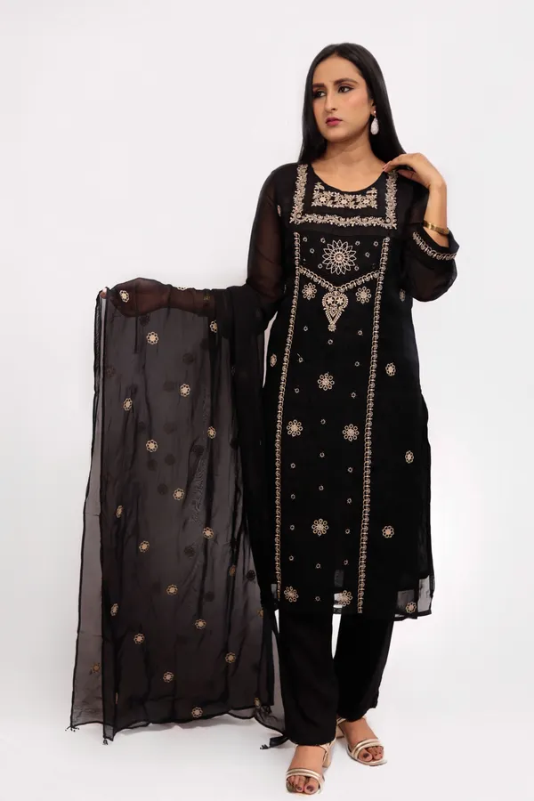 Black_Silk_Chiffon_Kurta_Set_With_Duppata_For_Women