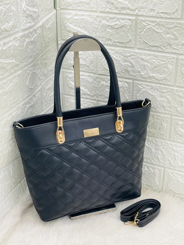Black_Premium_Polyurethane_Hand_Bag_For_Women