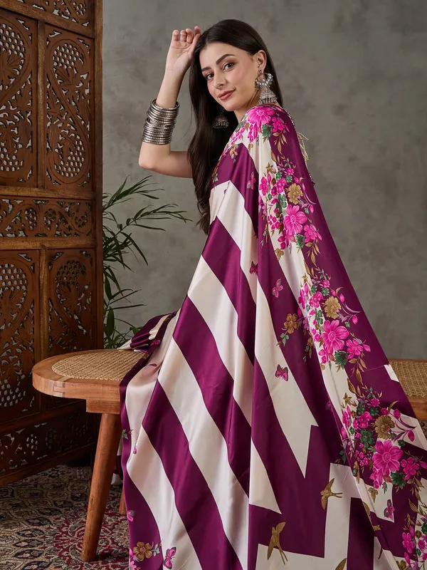 Amiable_Purple__Floral_Ajrakh_Printed_Semi_Modal_Silk_Saree_With_Serendipity_Blouse_Piece