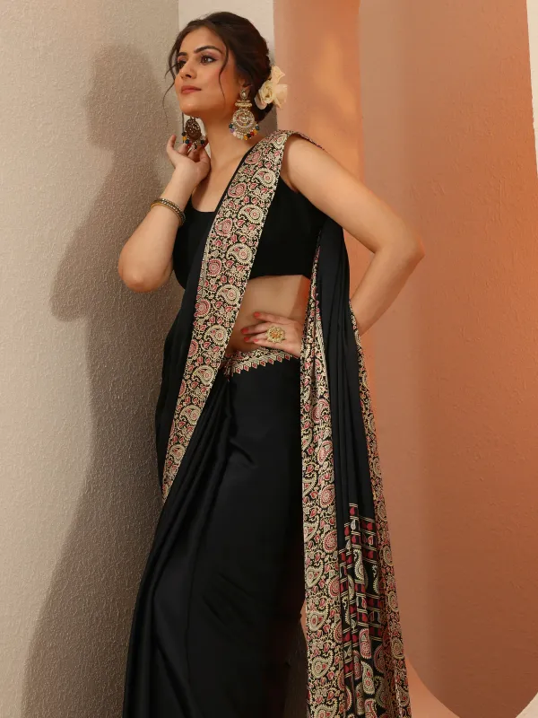Black_Solid_Satin_Saree_With_Unstitched_Blouse_Piece_(5)
