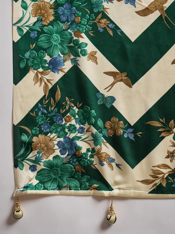Charming_Dark_Green_Floral__Ajrakh_Printed_Semi_Modal_Silk_Saree_With_Elegant_Blouse_Piece