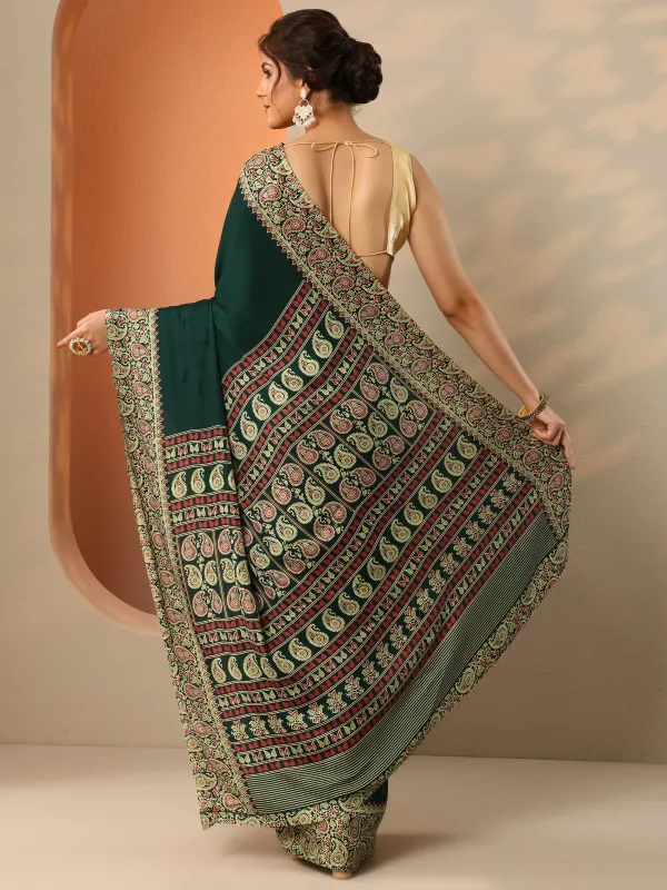 Green_Solid_Satin_Saree_With_Unstitched_Blouse_Piece_(3)