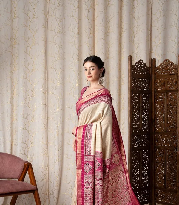 Jalpari_Rani_And_Cream_Pashmina_Modal_Silk_Ajrakh_Printed_Saree
