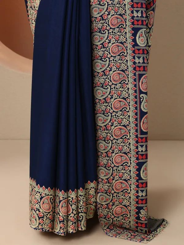 Navy_Blue_Solid_Satin_Saree_With_Unstitched_Blouse_Piece_(6)