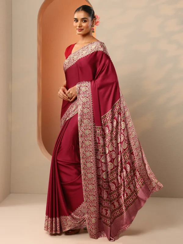Red_Solid_Satin_Saree_With_Unstitched_Blouse_Piece_(7)