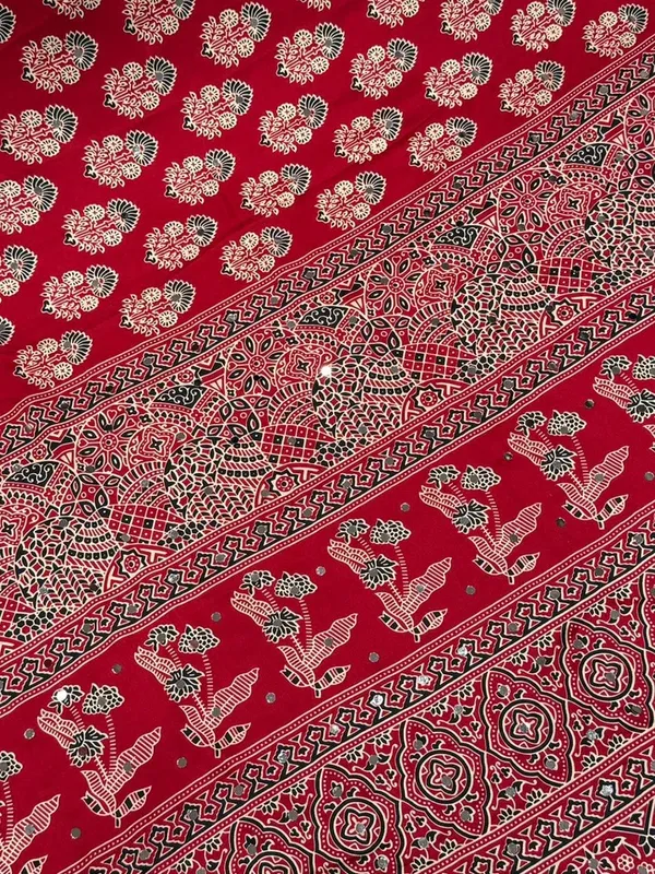 Stunner_Redis_Maroon_Ajrakh_Real_Mirror_Modal_Silk_Saree_With_Blouse_