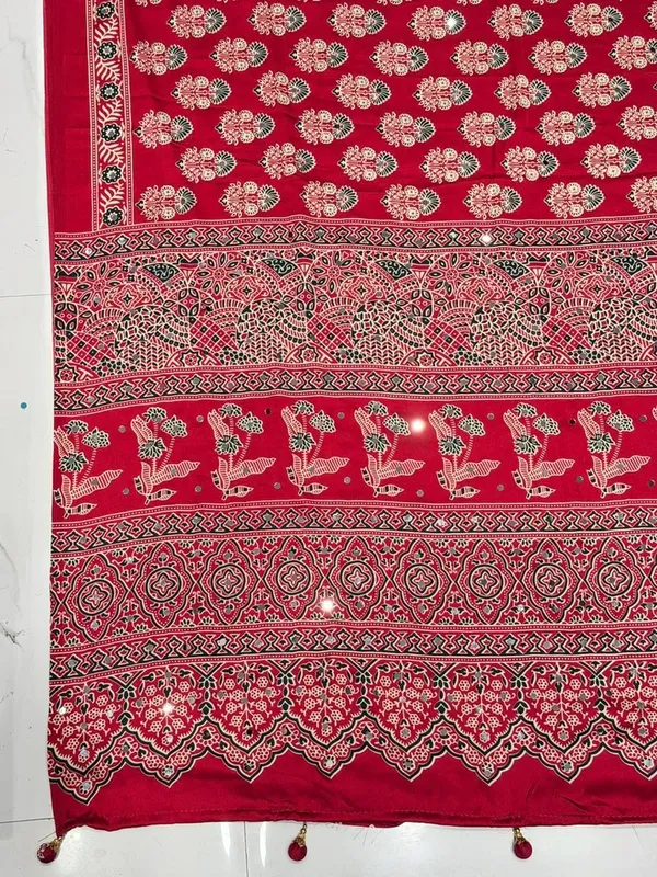Stunner_Redis_Maroon_Ajrakh_Real_Mirror_Modal_Silk_Saree_With_Blouse_