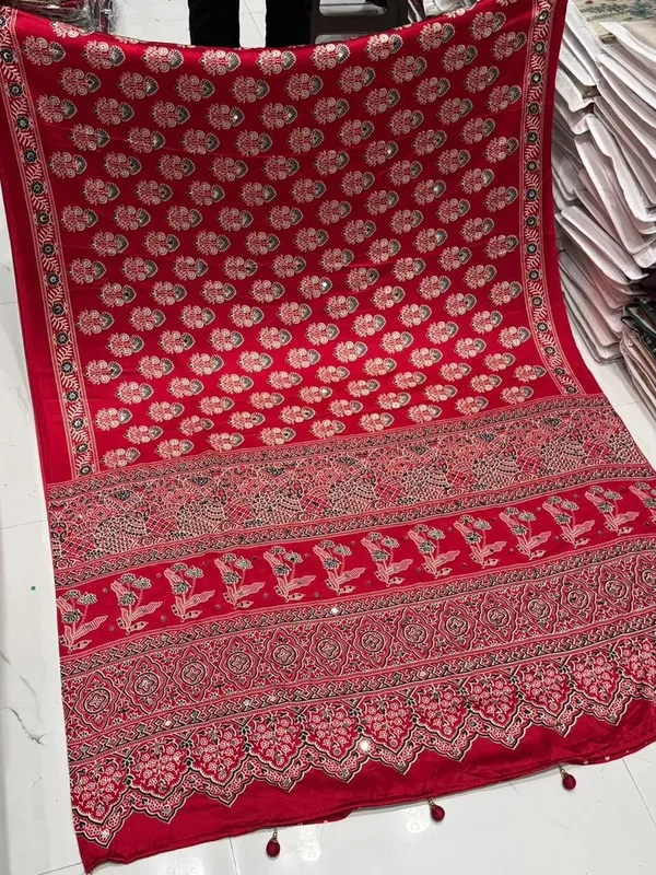 Stunner_Redis_Maroon_Ajrakh_Real_Mirror_Modal_Silk_Saree_With_Blouse_