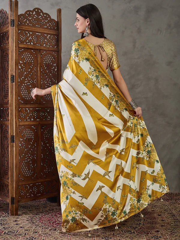 Super_extravagant_Mustard_Ajrakh_Printed_Semi_Modal_Silk_Saree_With_Lagniappe_Blouse_Piece