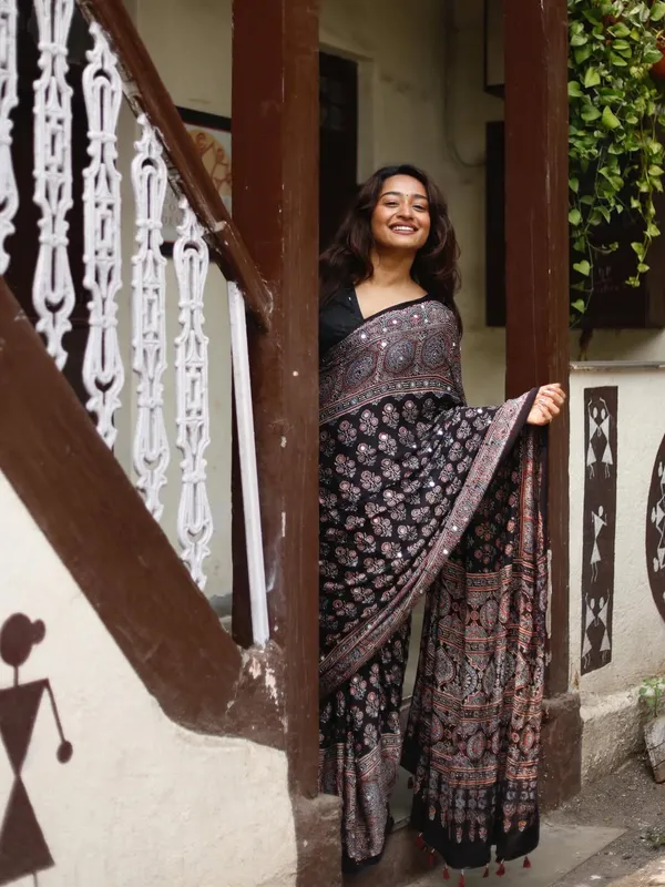 Traditional_Black_Ajrakh_Print_Motifs_And_Real_Mirror_Work_Detailing.