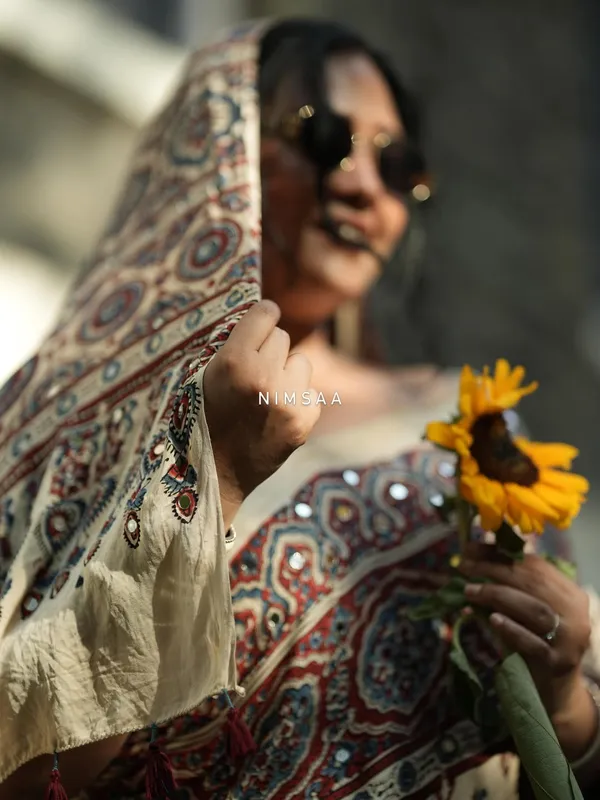 Traditional_Cream_Ajrakh_Print_Motifs_And_Real_Mirror_Work_Detailing.