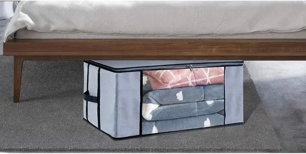 Grey_Non_Woven_Premium_Transparent_Window_Blanket_Storage_Bag_Garment_Cover_For_Home__(Pack_Of_4)